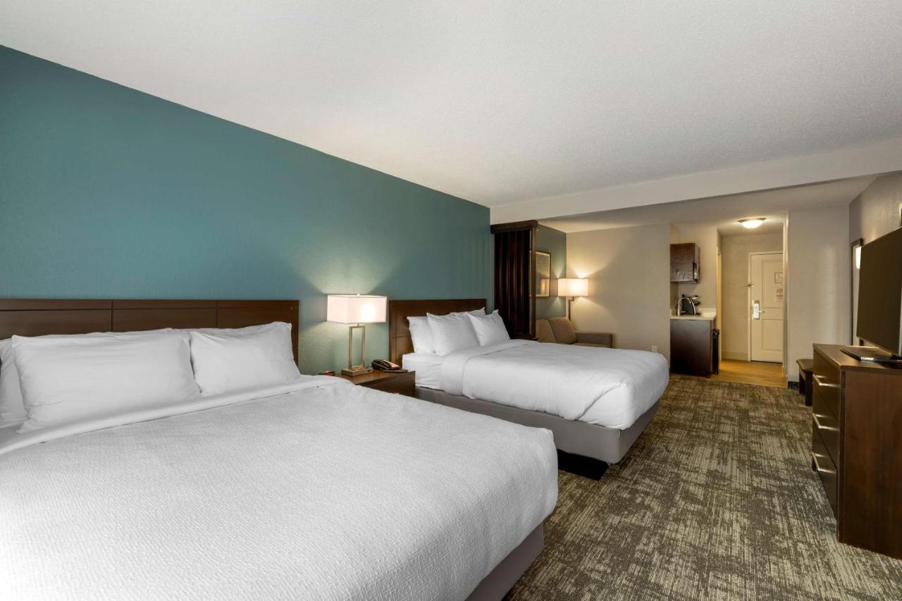 Best Western Watertown Inn & Suites Exteriör bild