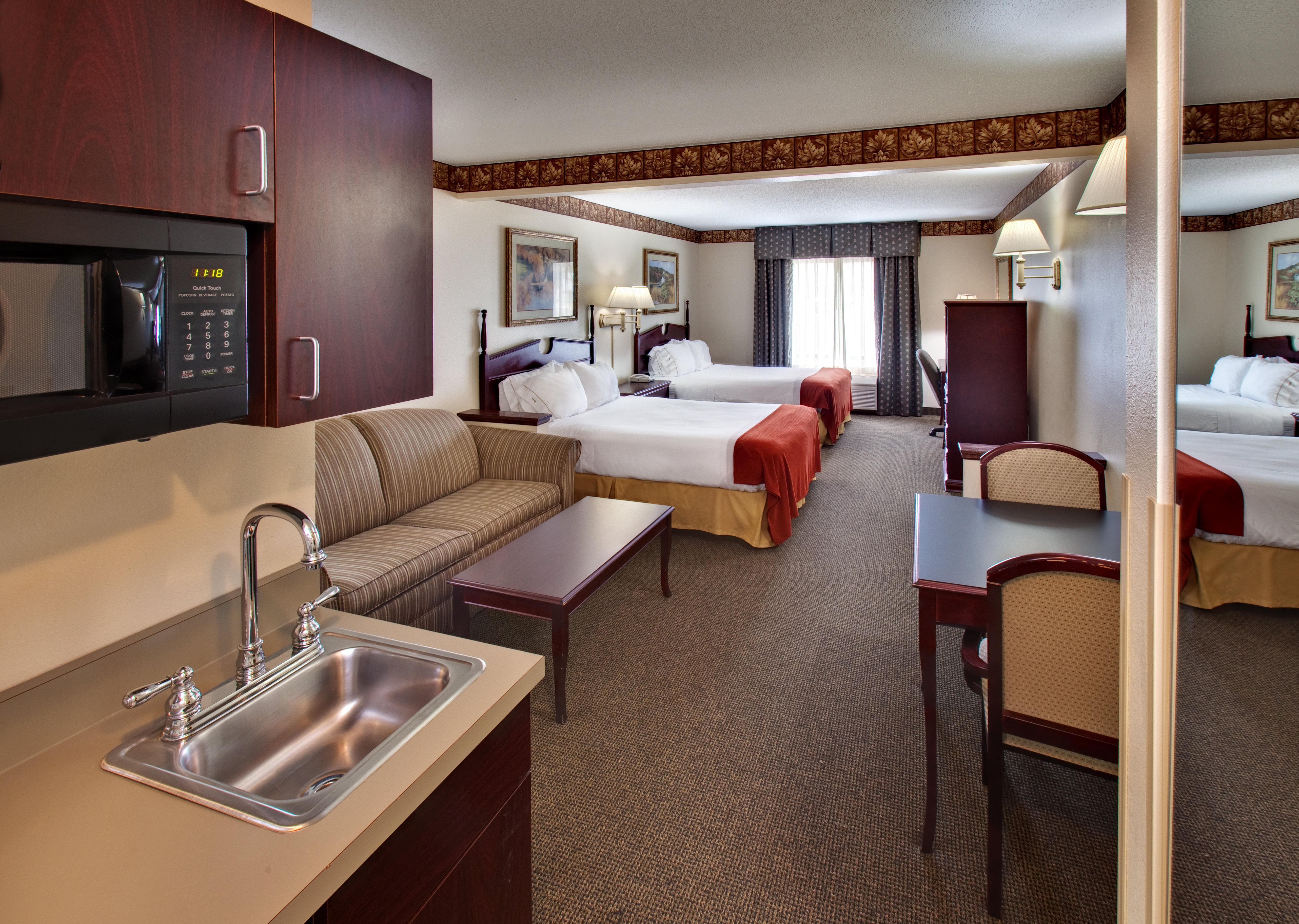 Best Western Watertown Inn & Suites Exteriör bild